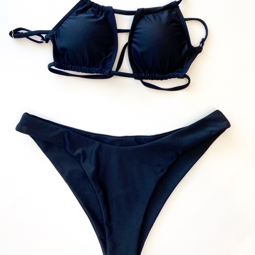 Black Bikini Set